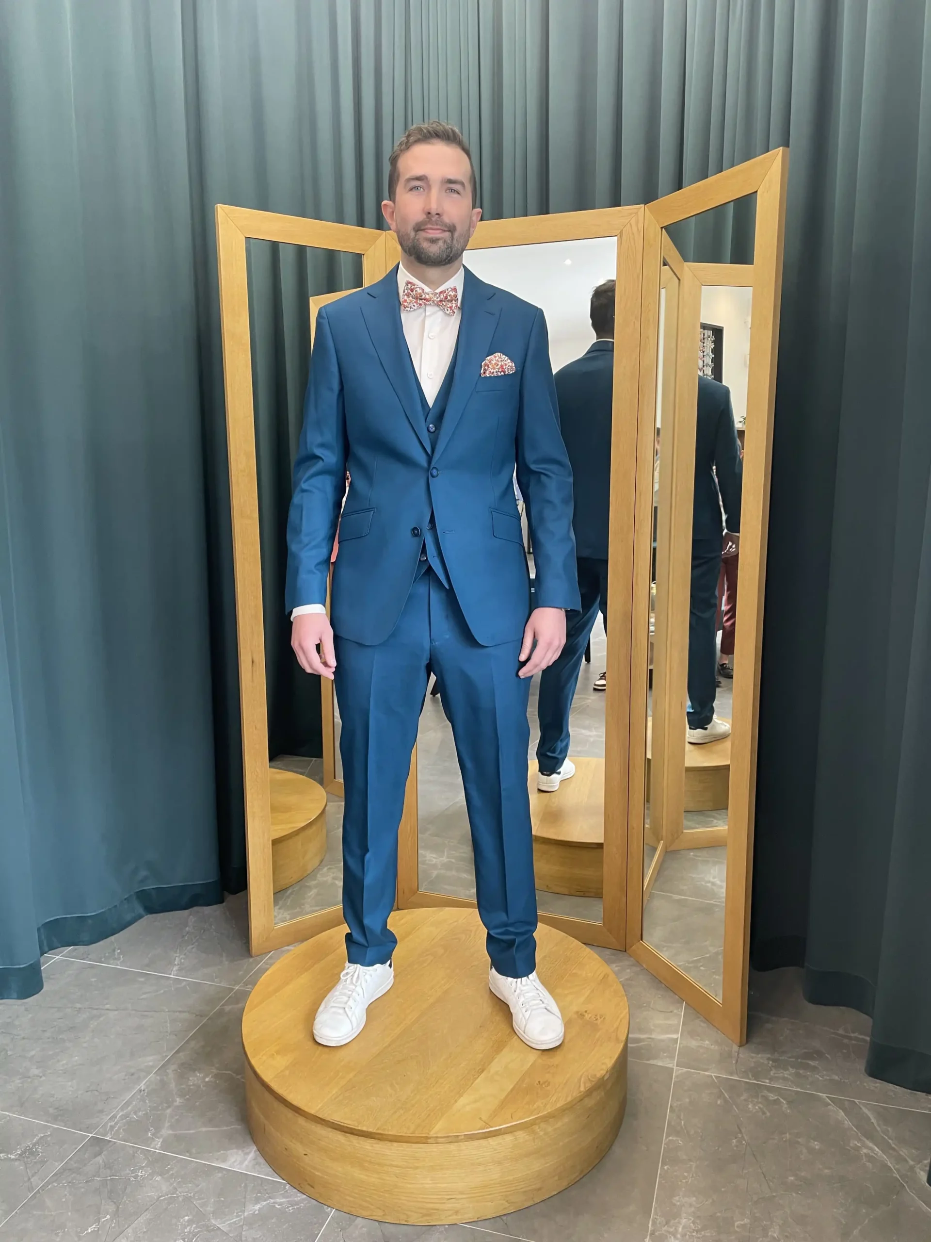 COSTUME-SUR-MESURE-BLEU-CANARD-COSTUME-3-PIECES-MR.MESURE-VAL-DEUROPE-PERREUX-SUR-MARNE-CHESSY-77-94-TAILLEUR-SUR-MESURE-IMG_1767_resultat