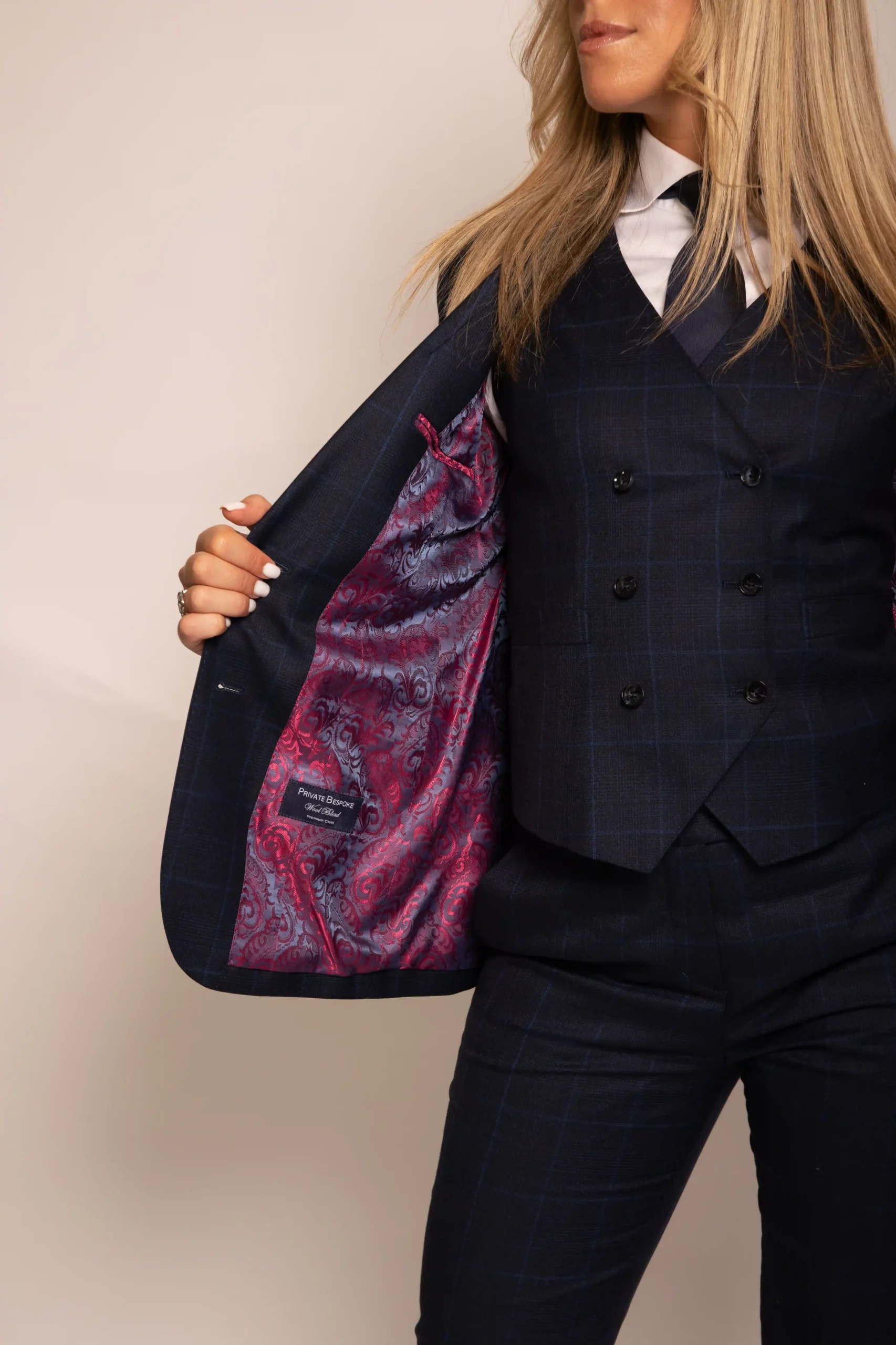 COSTUME SUR MESURE FEMME BLEU | COSTUME 3 PIÈCES | MR.MESURE | MADAME MESURE | VAL D’EUROPE | PERREUX SUR MARNE | CHESSY | 77 | 94 | TAILLEUR SUR MESURE | TAILLEUR SUR MESURE FEMME21