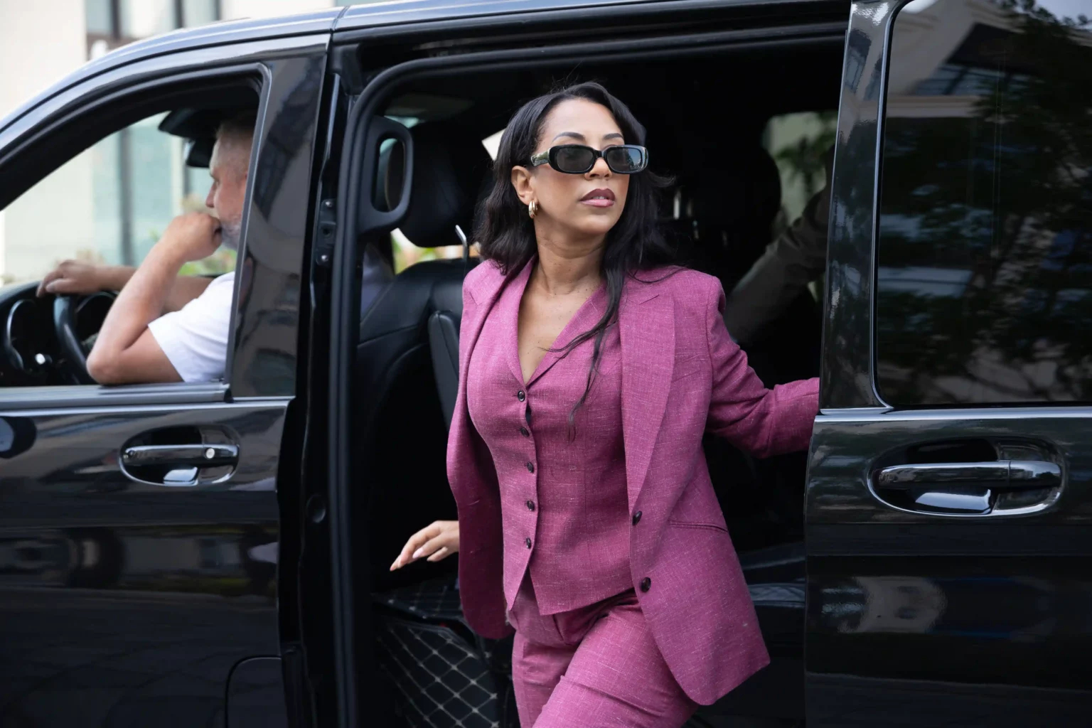 COSTUME SUR MESURE FEMME ROSE MAGENTA | COSTUME 3 PIÈCES | MR.MESURE | MADAME MESURE | VAL D’EUROPE | PERREUX SUR MARNE | CHESSY | 77 | 94 | TAILLEUR SUR MESURE | TAILLEUR SUR MESURE FEMME
